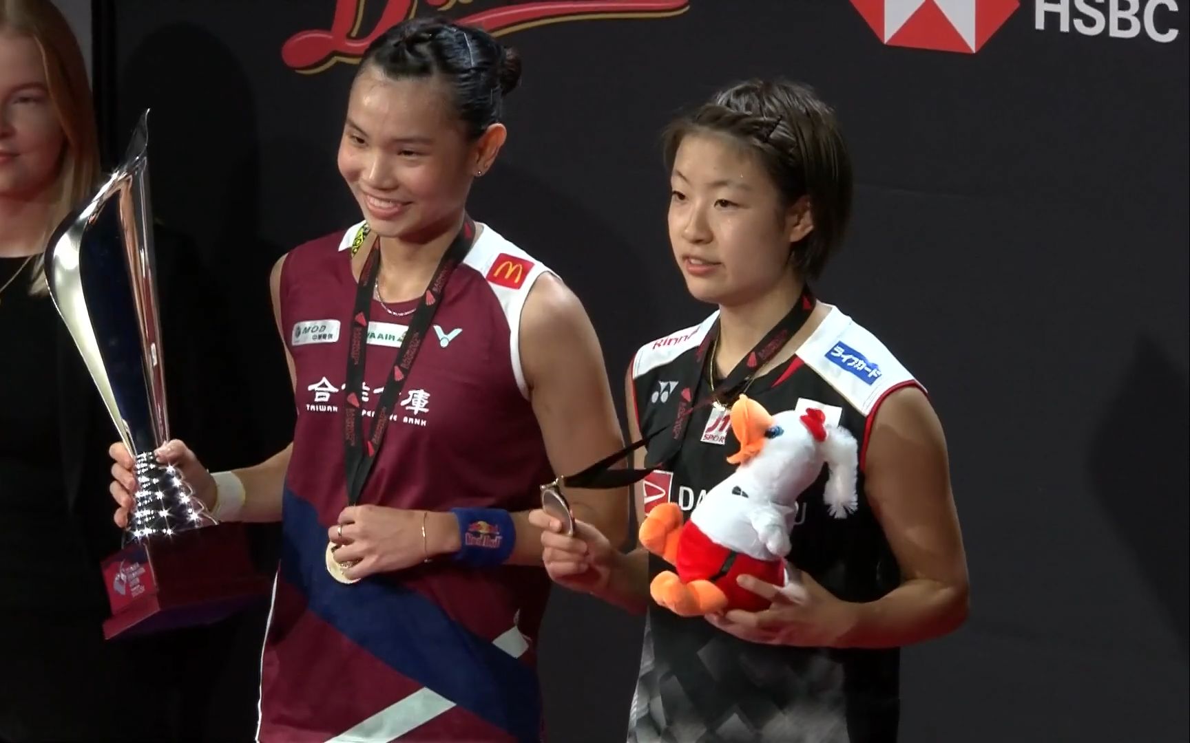 丹麦队翻盘韩国队,戴资颖扛起全队 丹麦队翻盘韩国队,戴资颖扛起全队