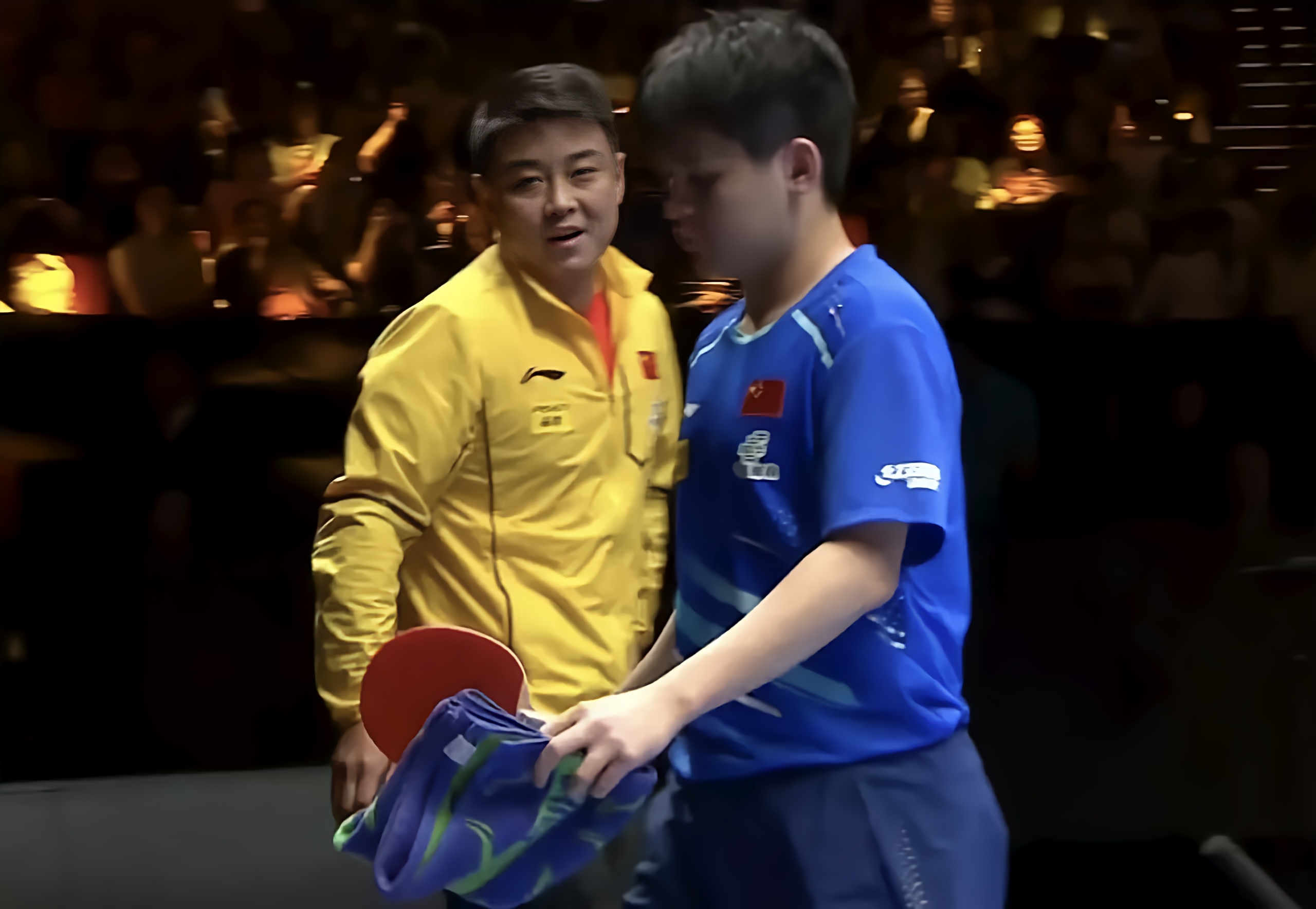 葡萄牙队完胜英格兰队，王皓惊艳四座