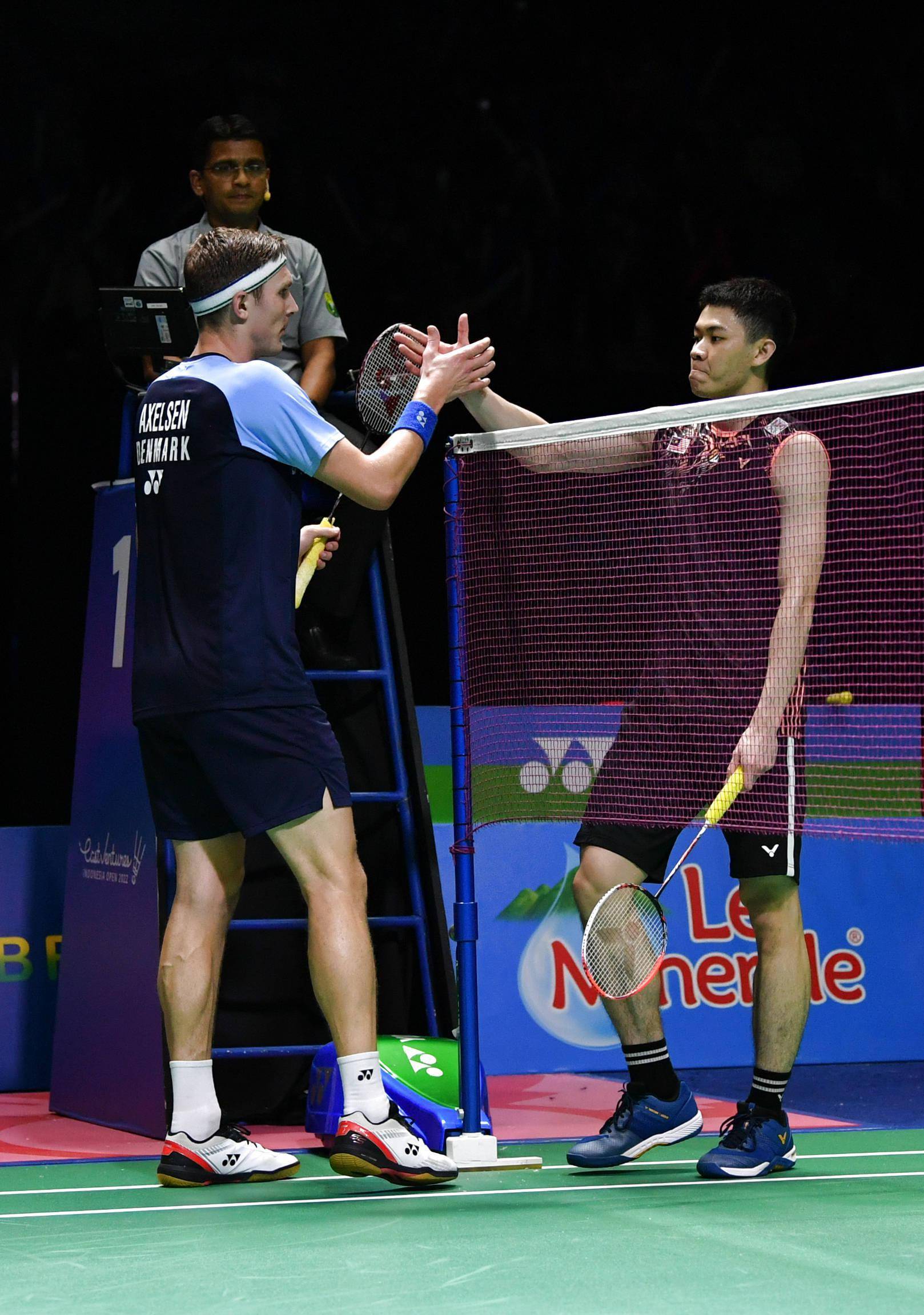 韩国队碾压印尼队，李梓嘉刷新纪录