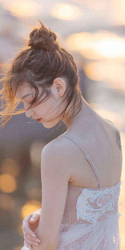 铁闸锁巨舰，巴斯托尼如何让曼城豪华锋线无功而返